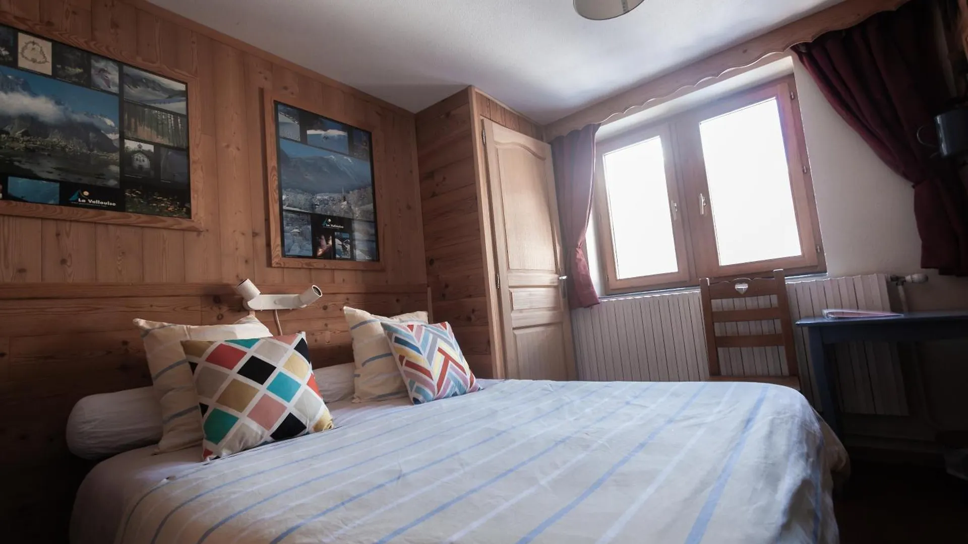 Gite Auberge La Blanche Pelvoux Guest house